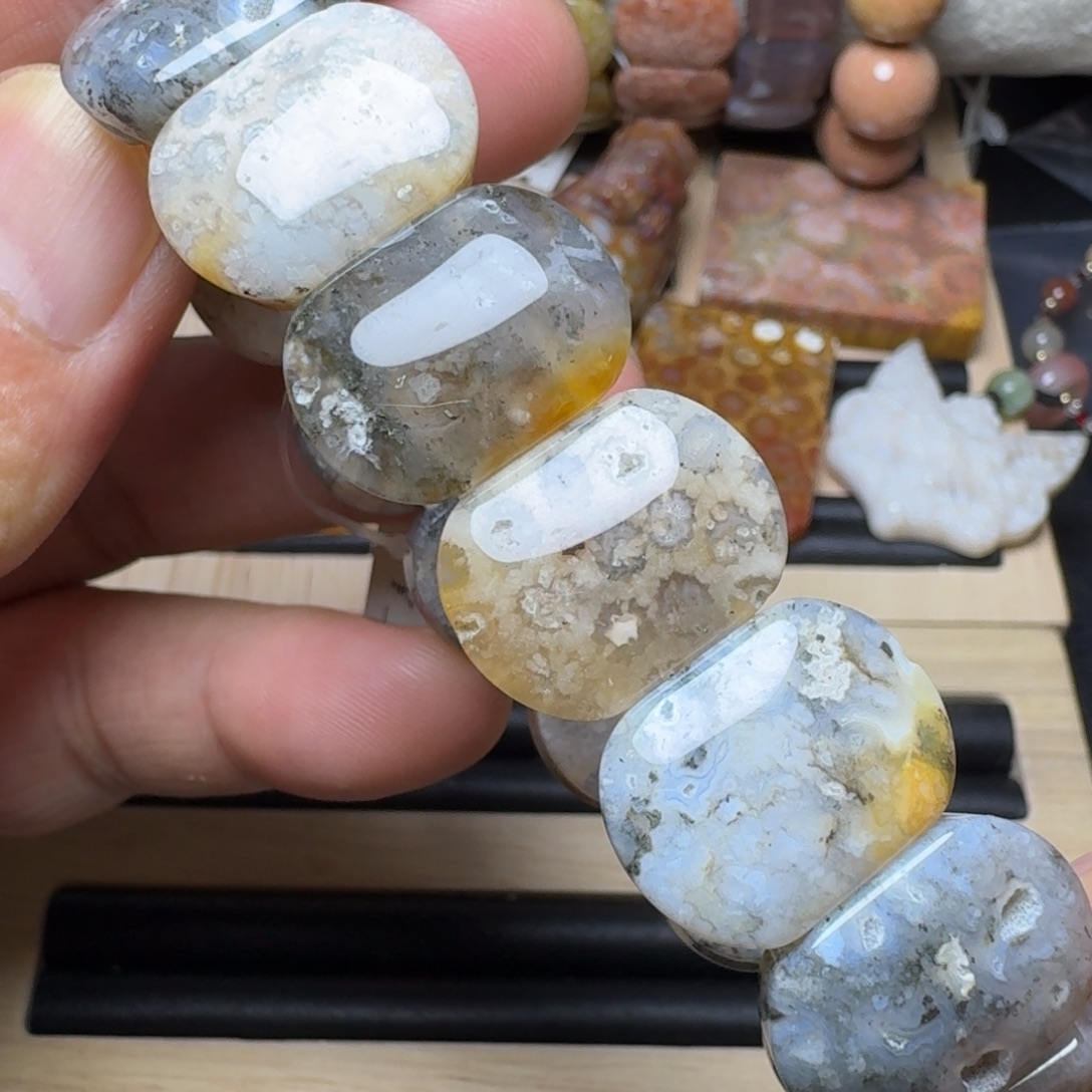 硅化玉未镶嵌纯天然色有机玉石保真色