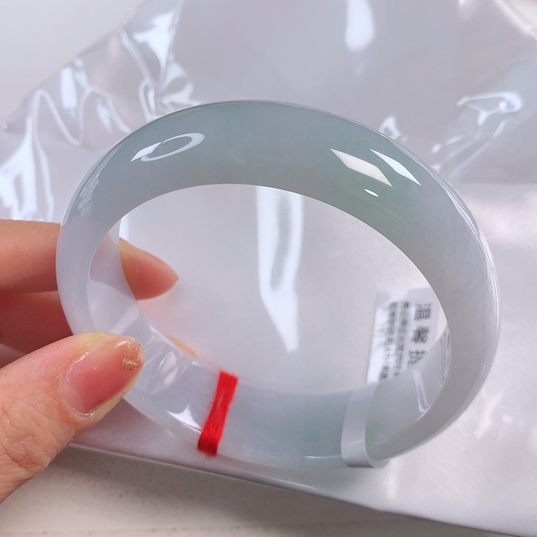 翡翠手镯未镶嵌 正圈①⑦⑥