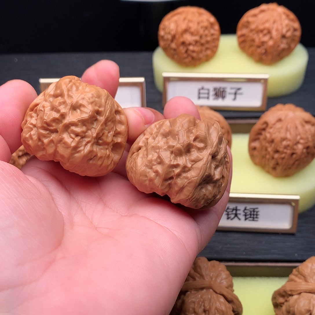 文玩核桃吊坠508号蛤蟆头38