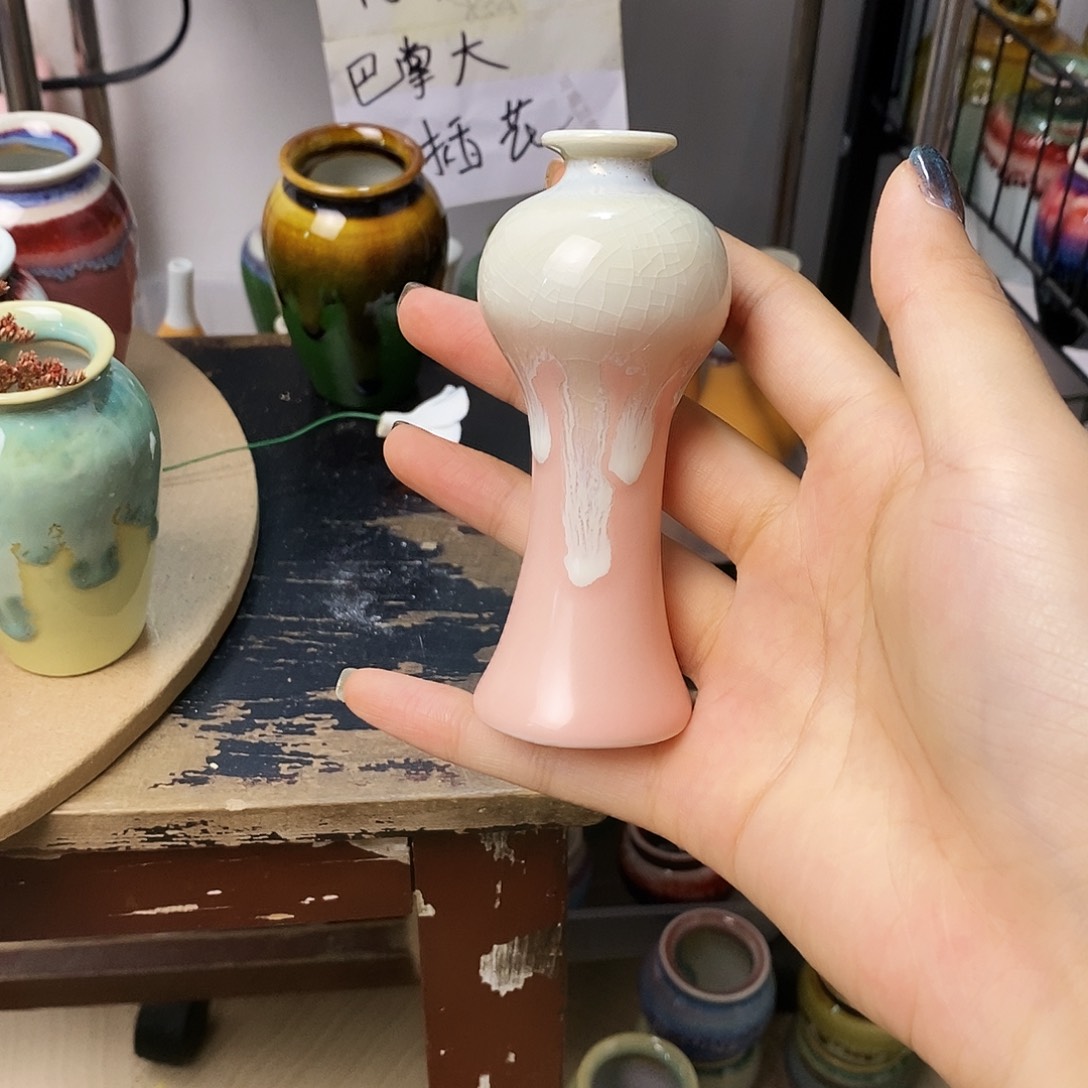 摆件巴掌大不插花景德镇高温陶瓷小花器