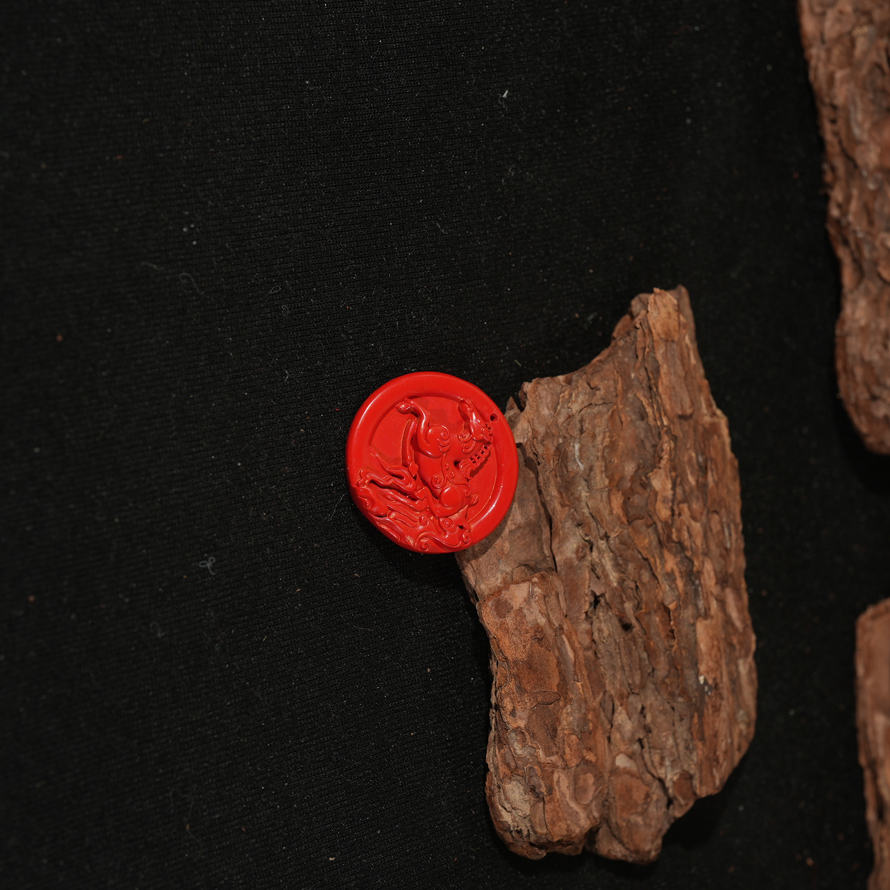 含辰砂工艺品香港王老板 -朱砂镶嵌吊坠w4084