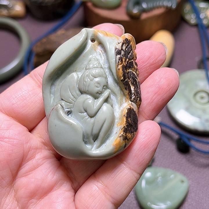 岫岩河磨玉（透闪石质玉）手绳未镶嵌椰*