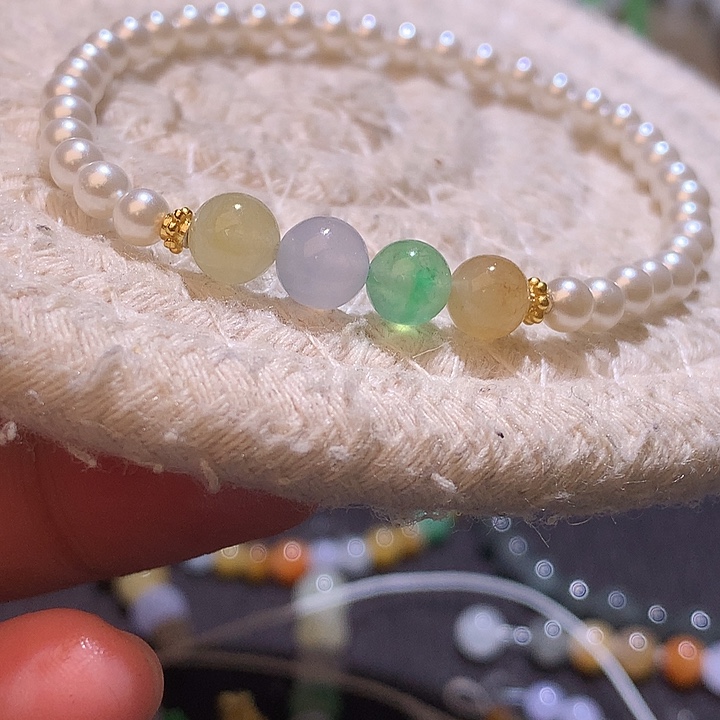 定制翡翠未镶嵌四颗单珠