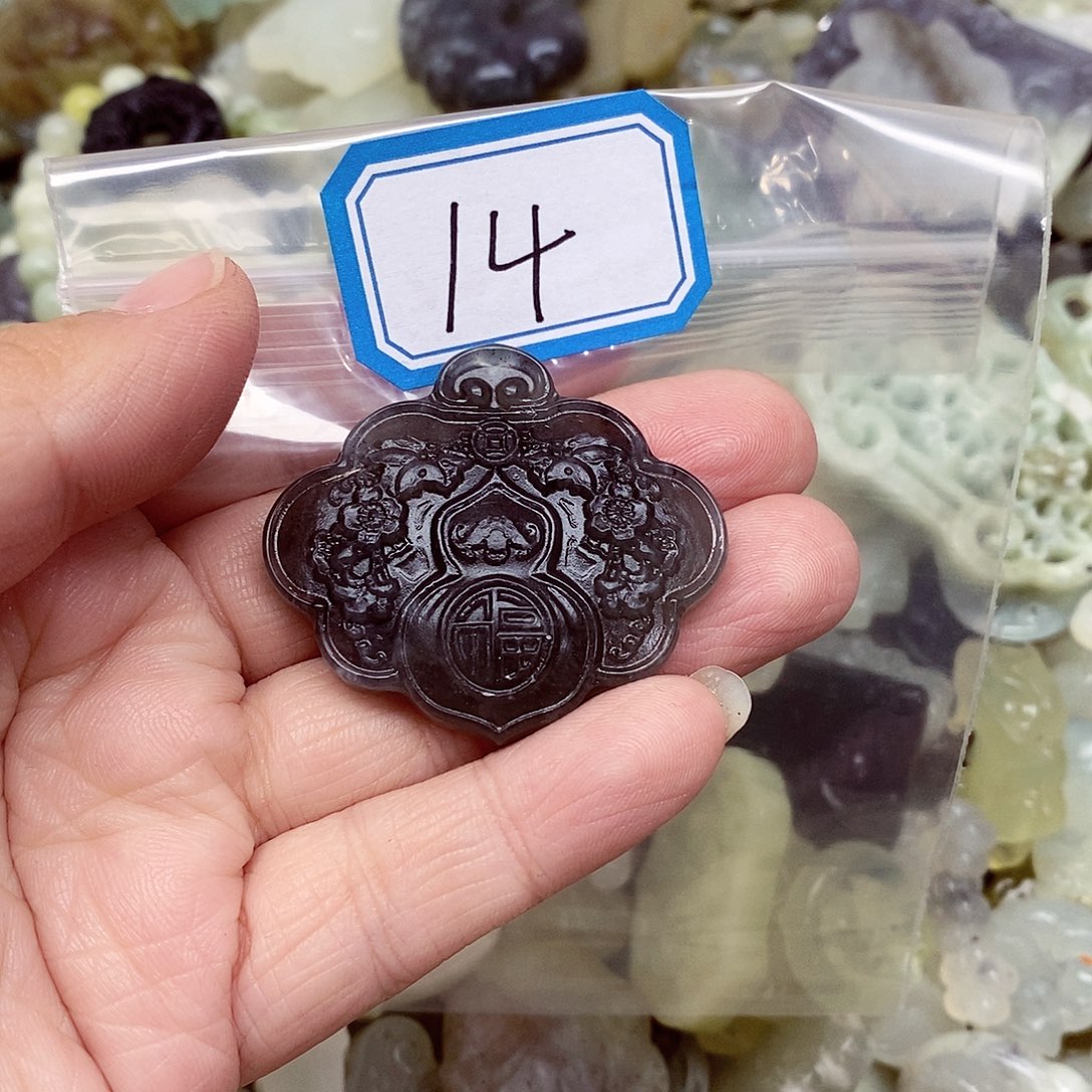 蛇纹石玉未镶嵌颈饰14