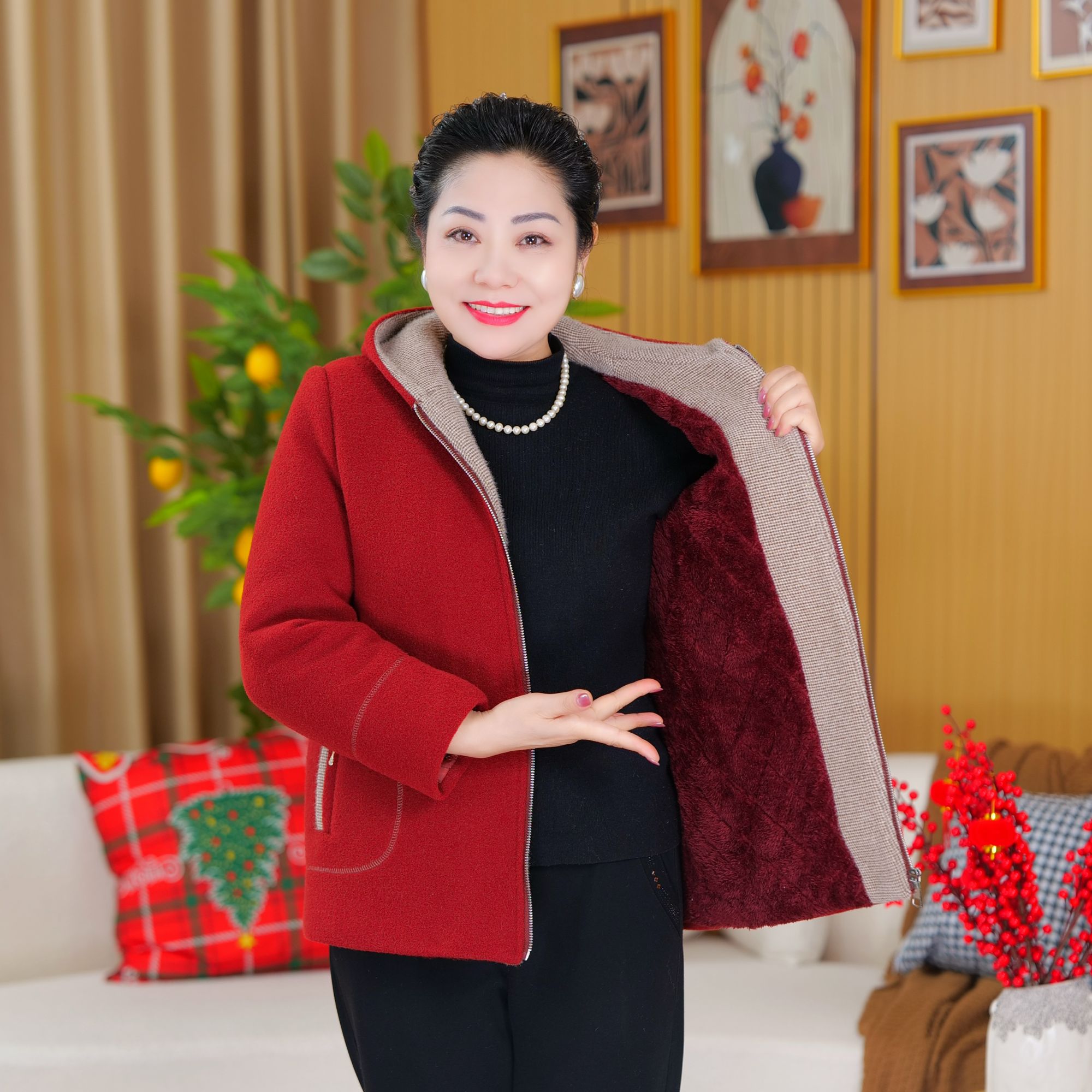 2025新品加绒妈妈装夹克中老年女装绒保暖气质大码洋气宽松老年人