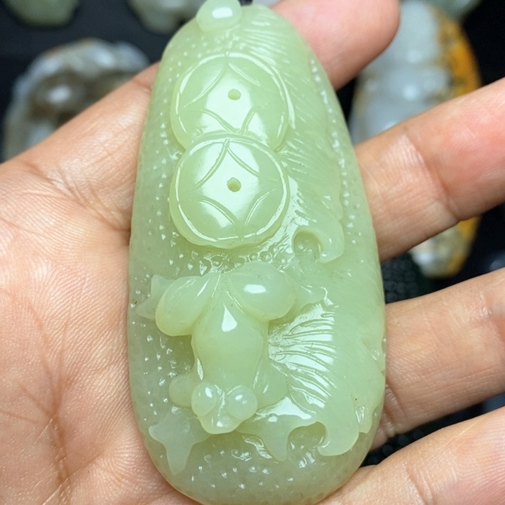 颈饰未镶嵌和田玉