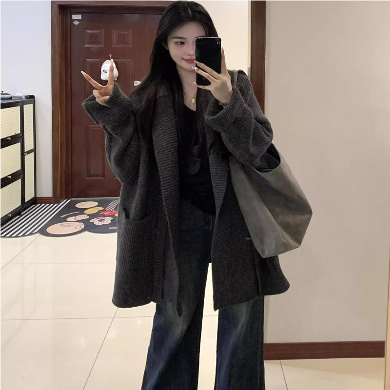 慵懒风灰色翻领连帽毛衣外套女秋冬季加厚宽松中长款针织开衫上衣