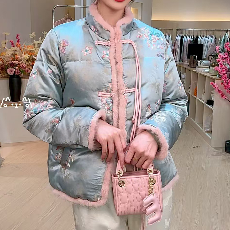新中式洋气减龄百搭上衣2025秋季新款时尚流行保暖羽绒服