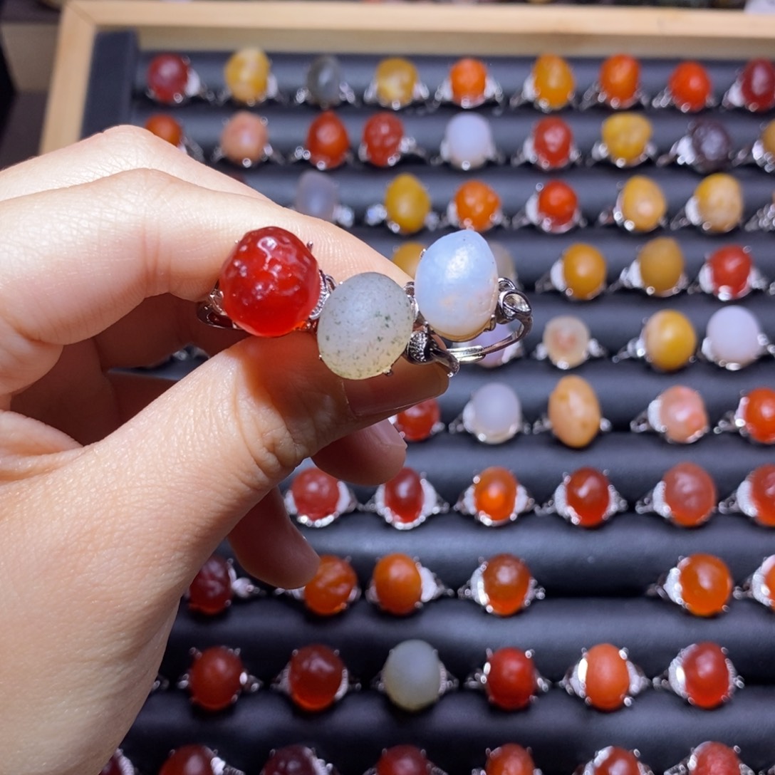 蕊***蕊玛瑙/玉髓合金戒指