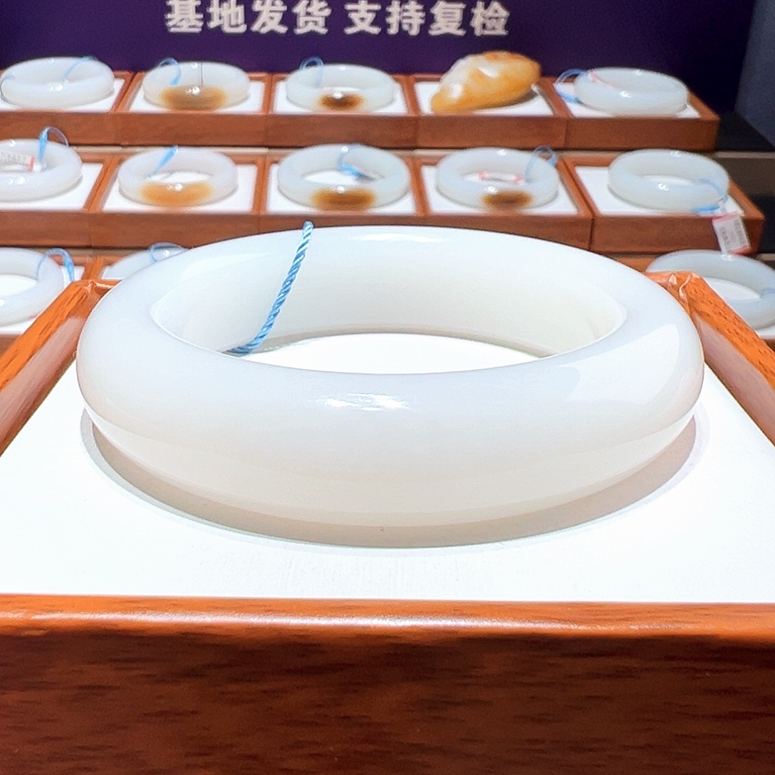 和田玉手镯 53 54未镶嵌