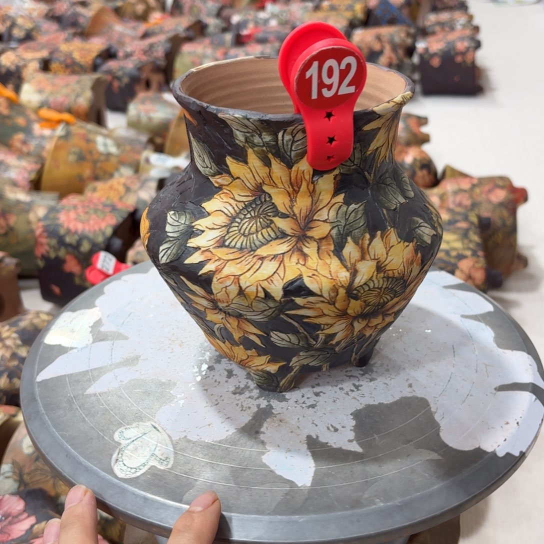 B***n花盆紫砂陶瓷多肉花盆精品