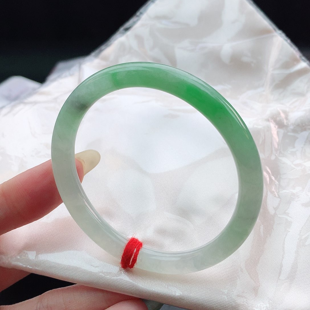翡翠手镯未镶嵌55贵妃881928