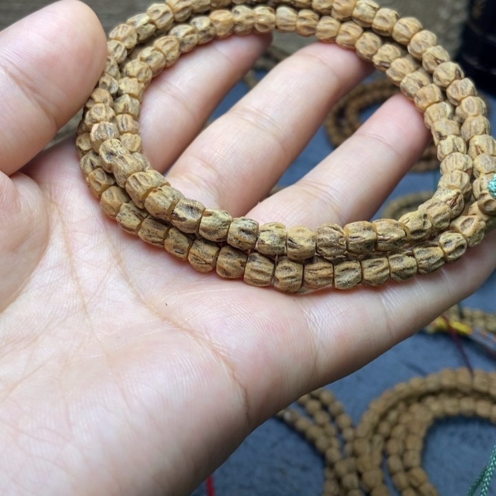 【闪购商品】吊坠柏香籽/百香籽