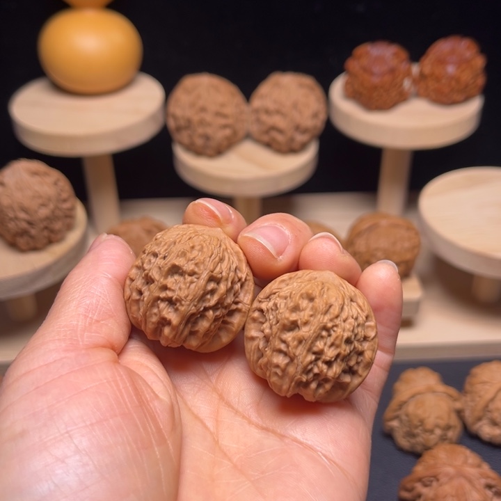 吊坠文玩核桃31黄杆