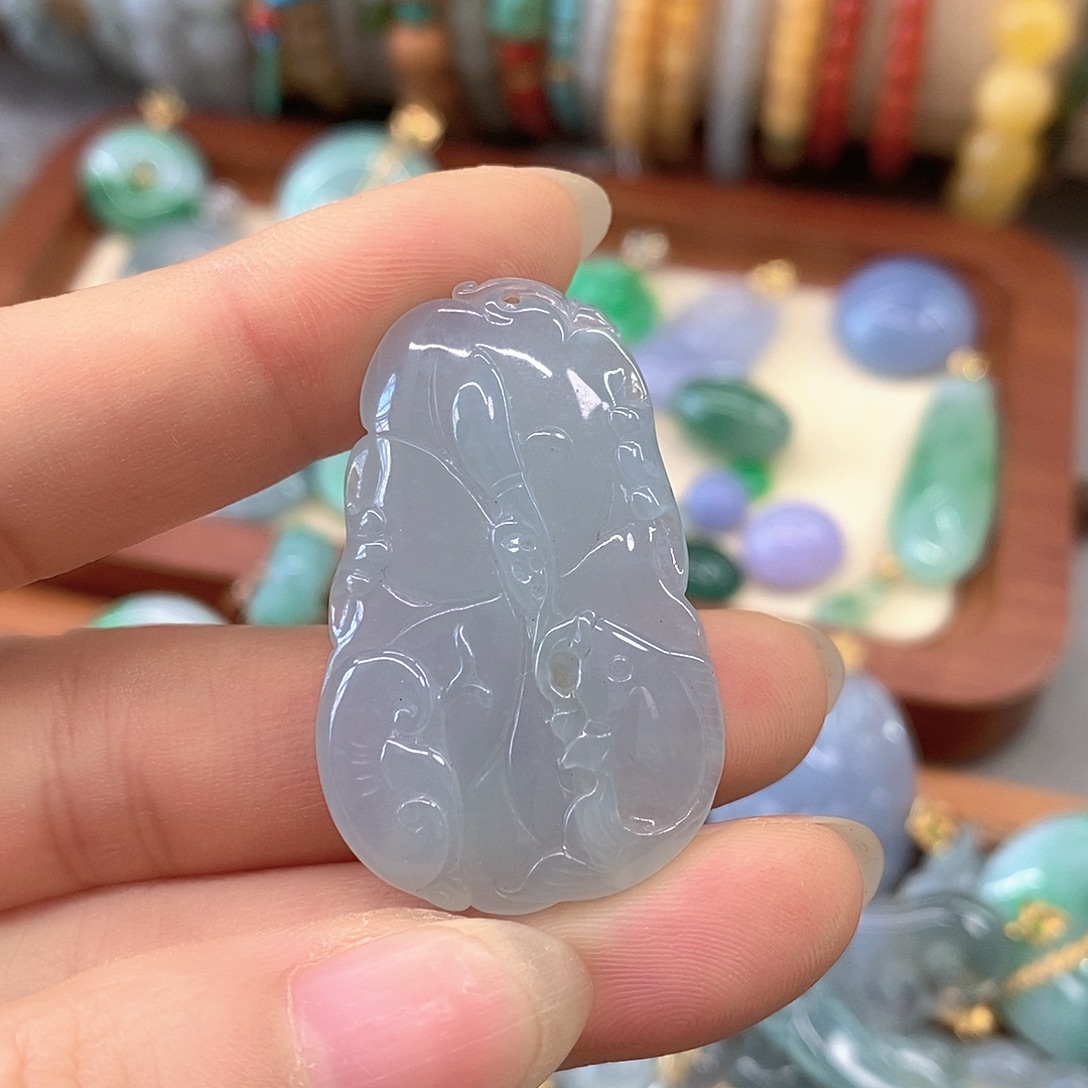 翡翠未镶嵌挂件翡翠挂件