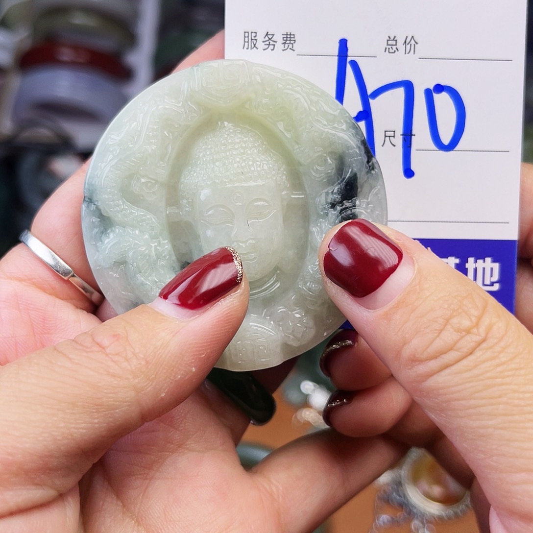 和田玉（糖玉）未镶嵌颈饰