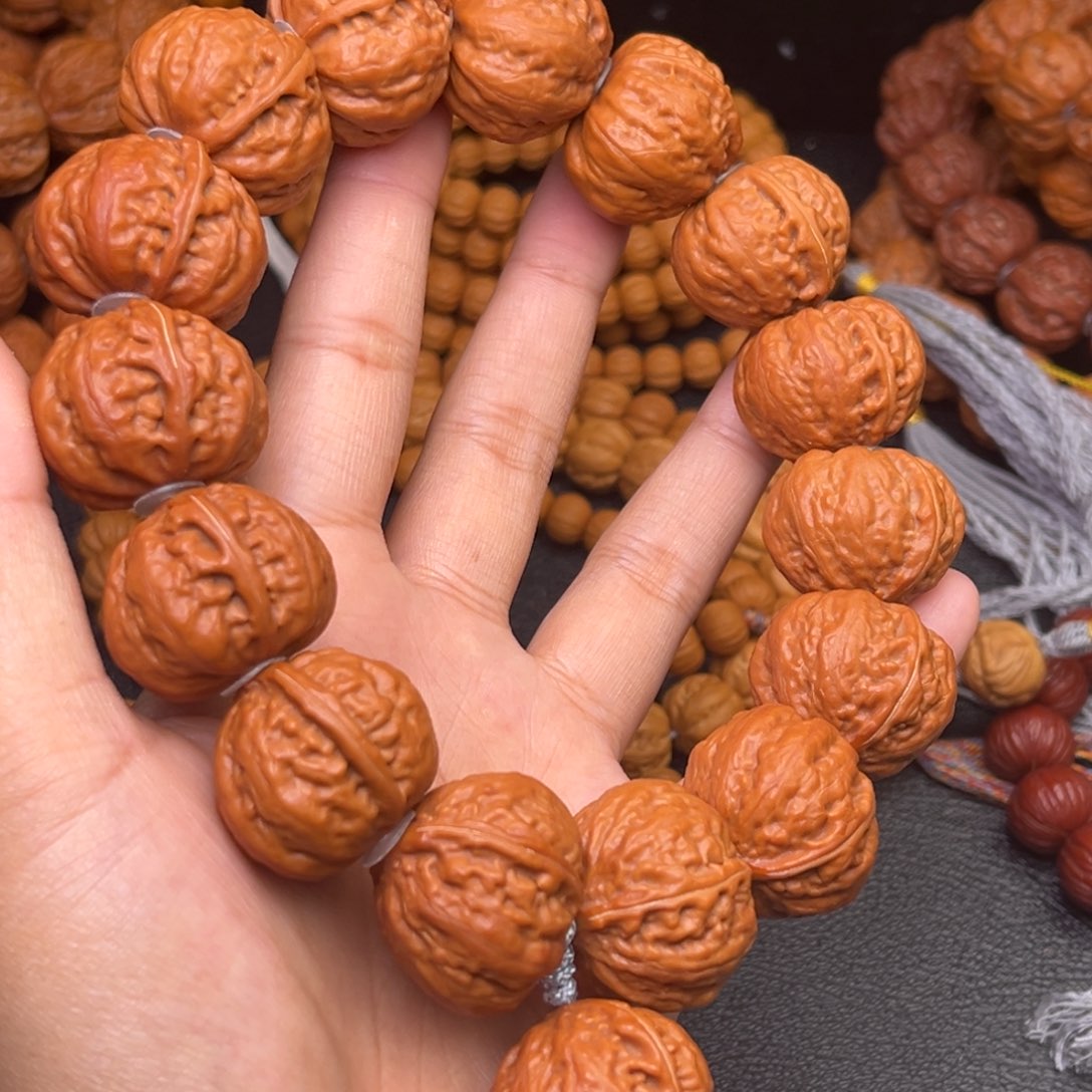 猴头核桃吊坠元宝手持