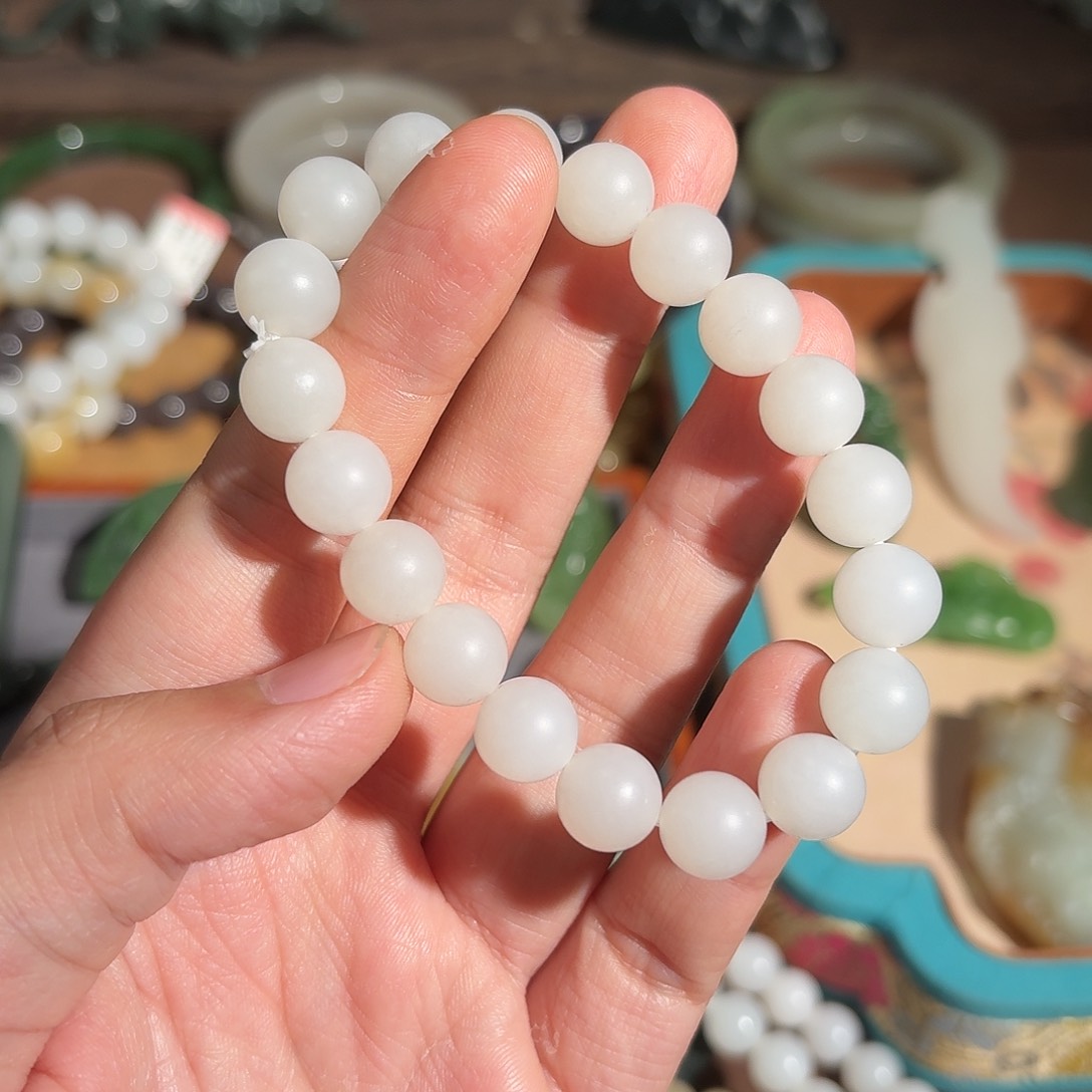 和田玉手串未镶嵌