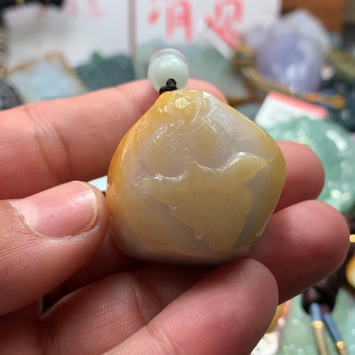 翡翠颈饰未镶嵌保真天然A货翡翠