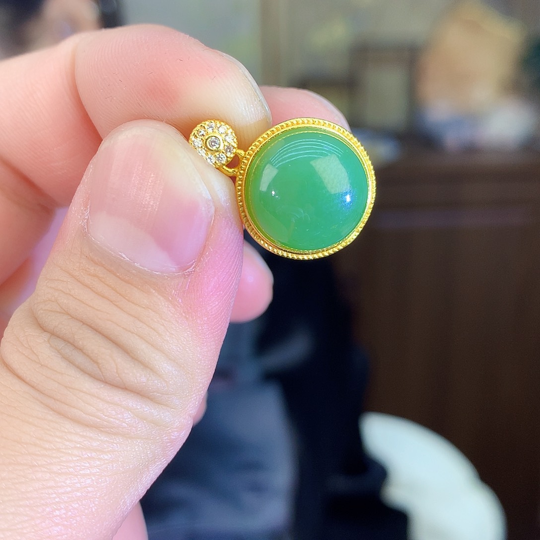 吊坠(不含链)银S925镶嵌和田玉（碧玉）吊坠