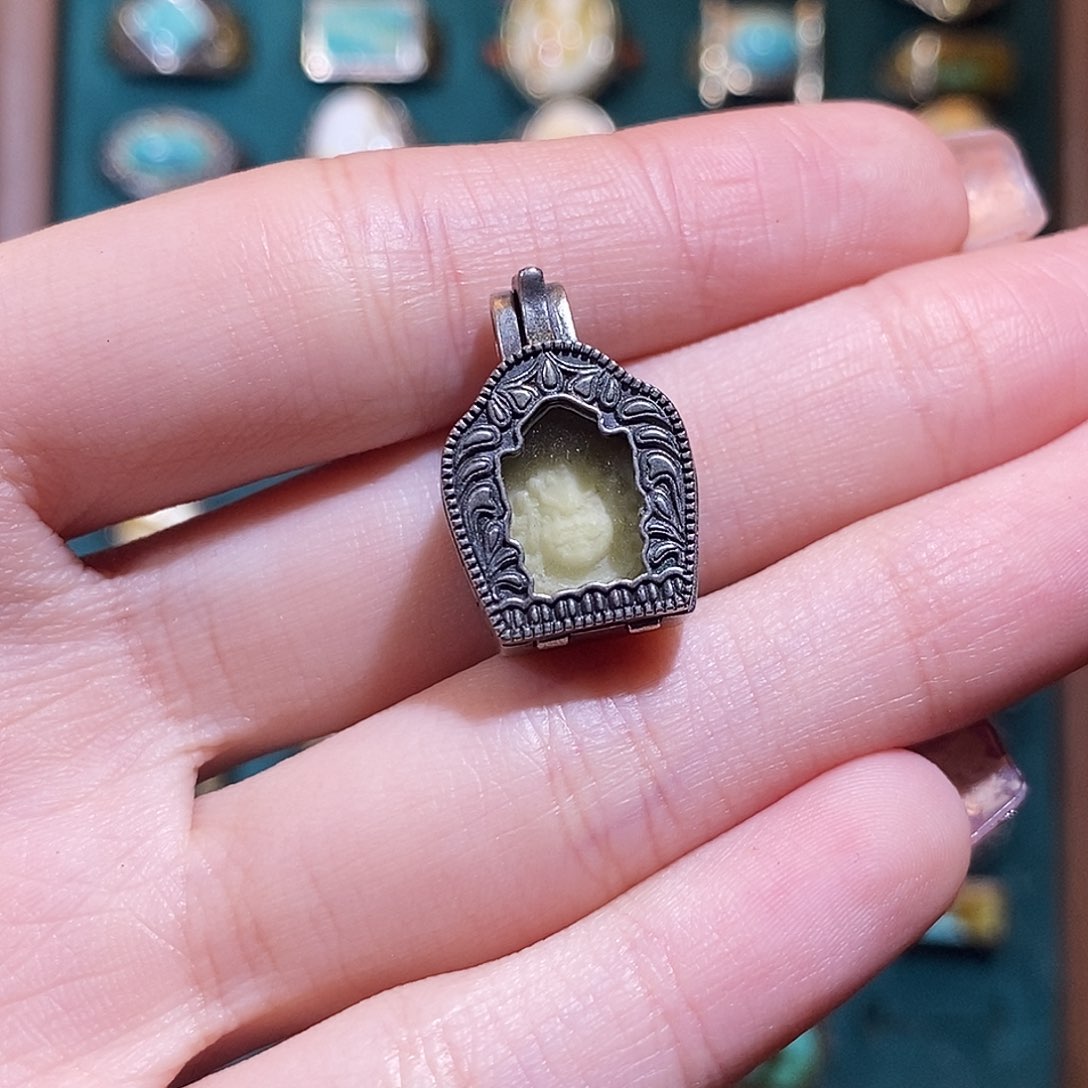 琥珀颈饰合金星***吊坠