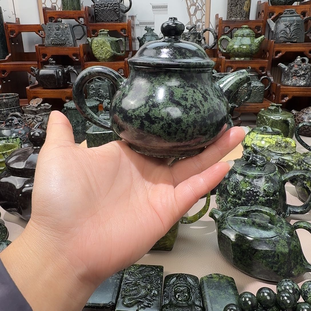顺***神蛇纹石玉未镶嵌藏玉药王石茶壶微瑕不退不换