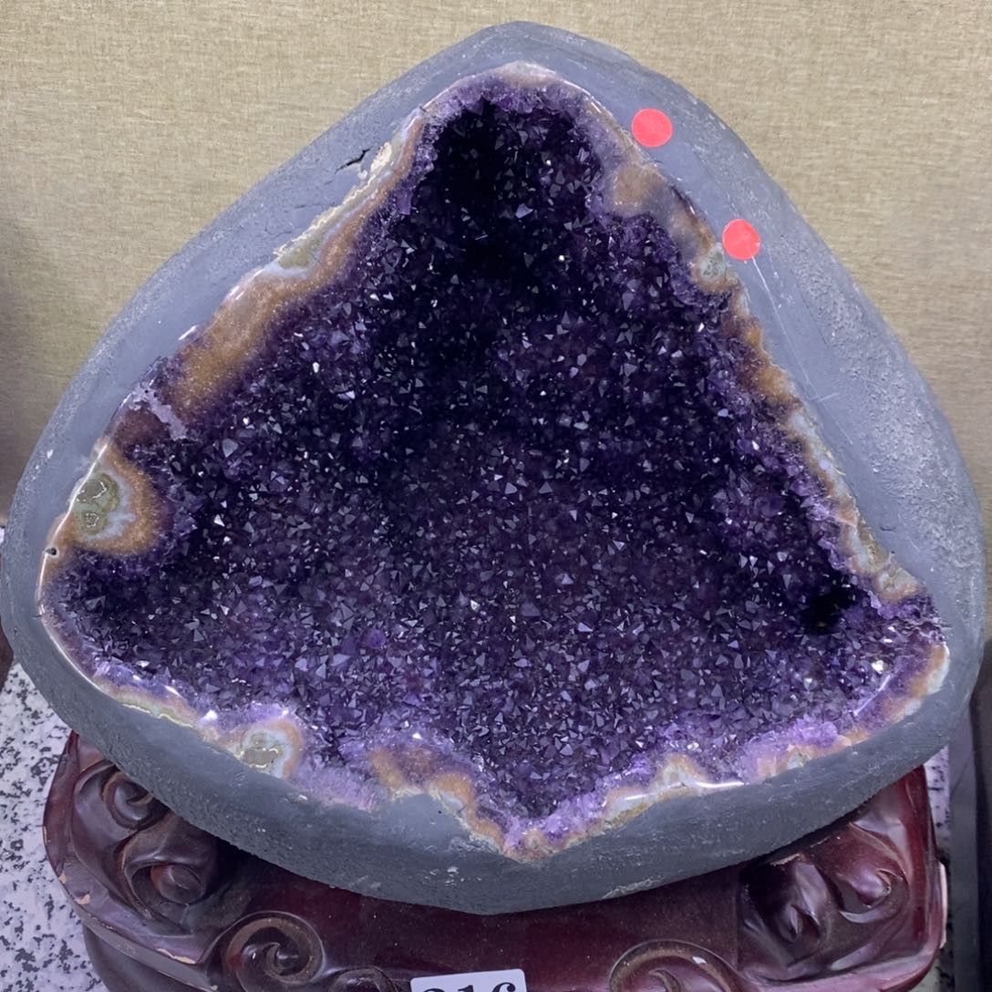 水晶未镶嵌大型摆件（非配饰）紫水晶216