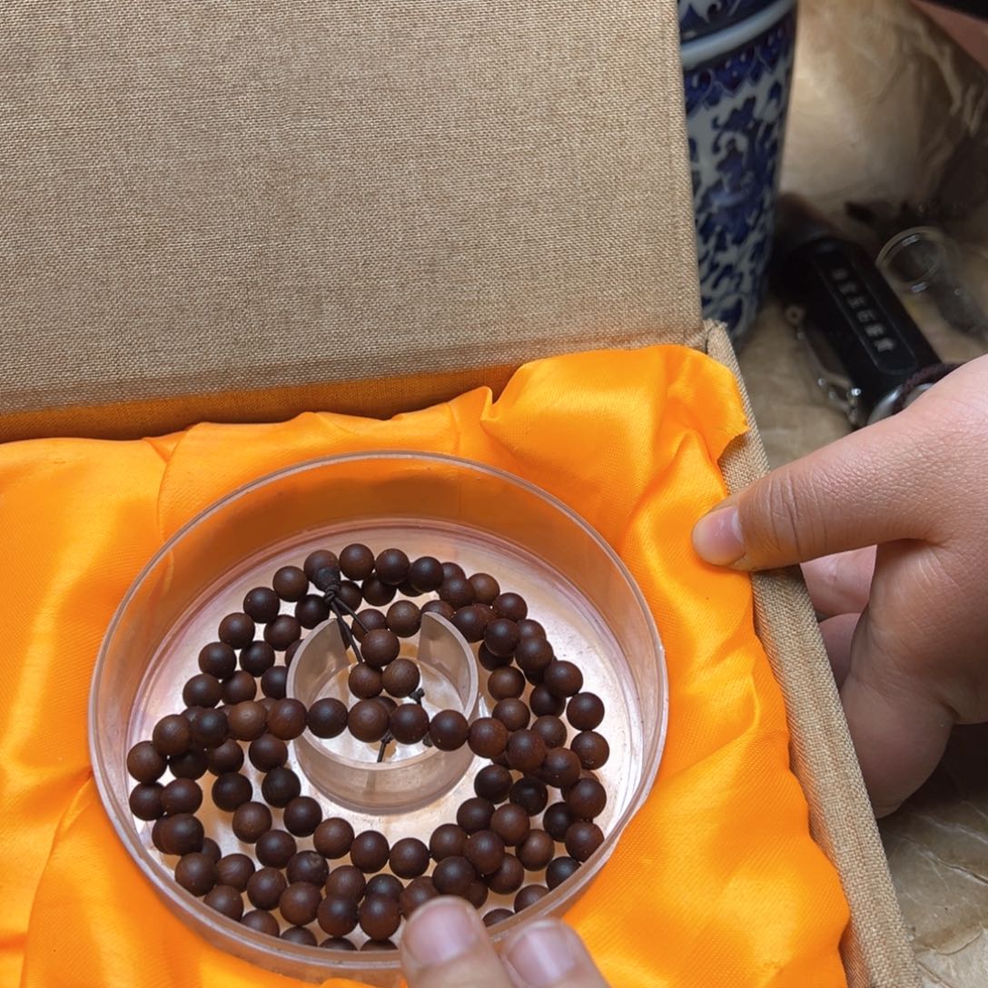 大叶紫檀（黑酸枝木类）