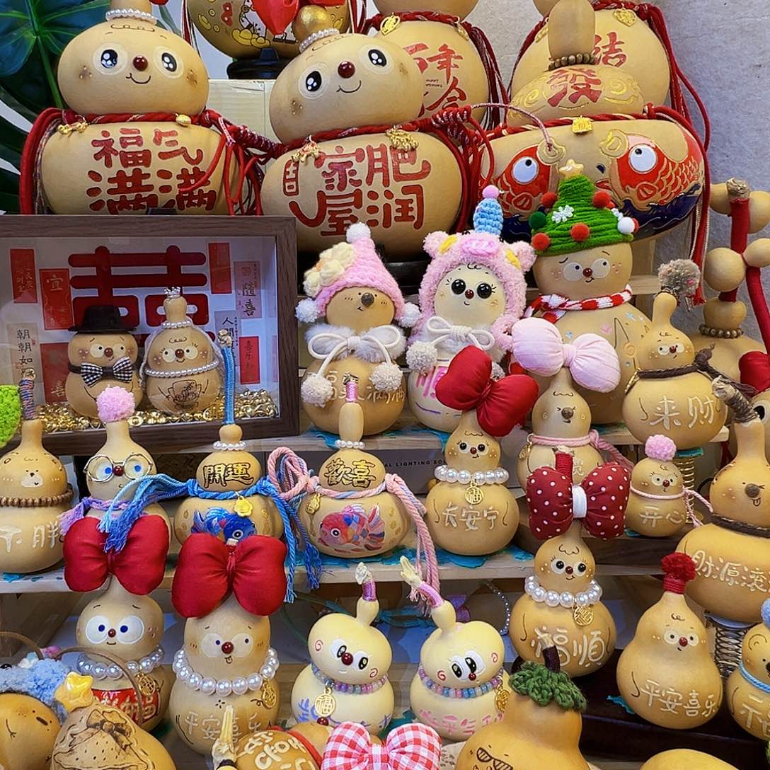 蔡***胖葫芦是风格哼哼唧唧