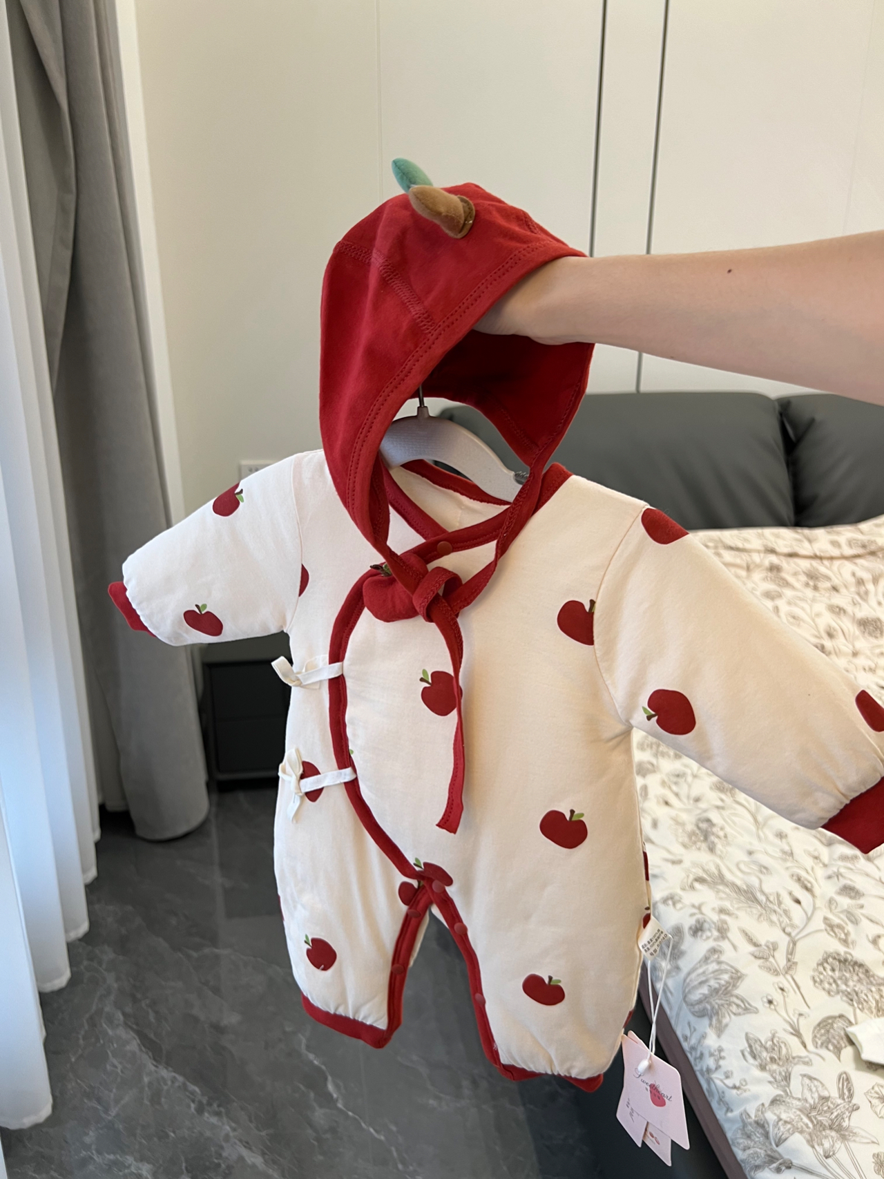 婴儿连体衣冬季男女宝宝保暖夹棉哈衣保暖棉服新生儿可爱爬爬服