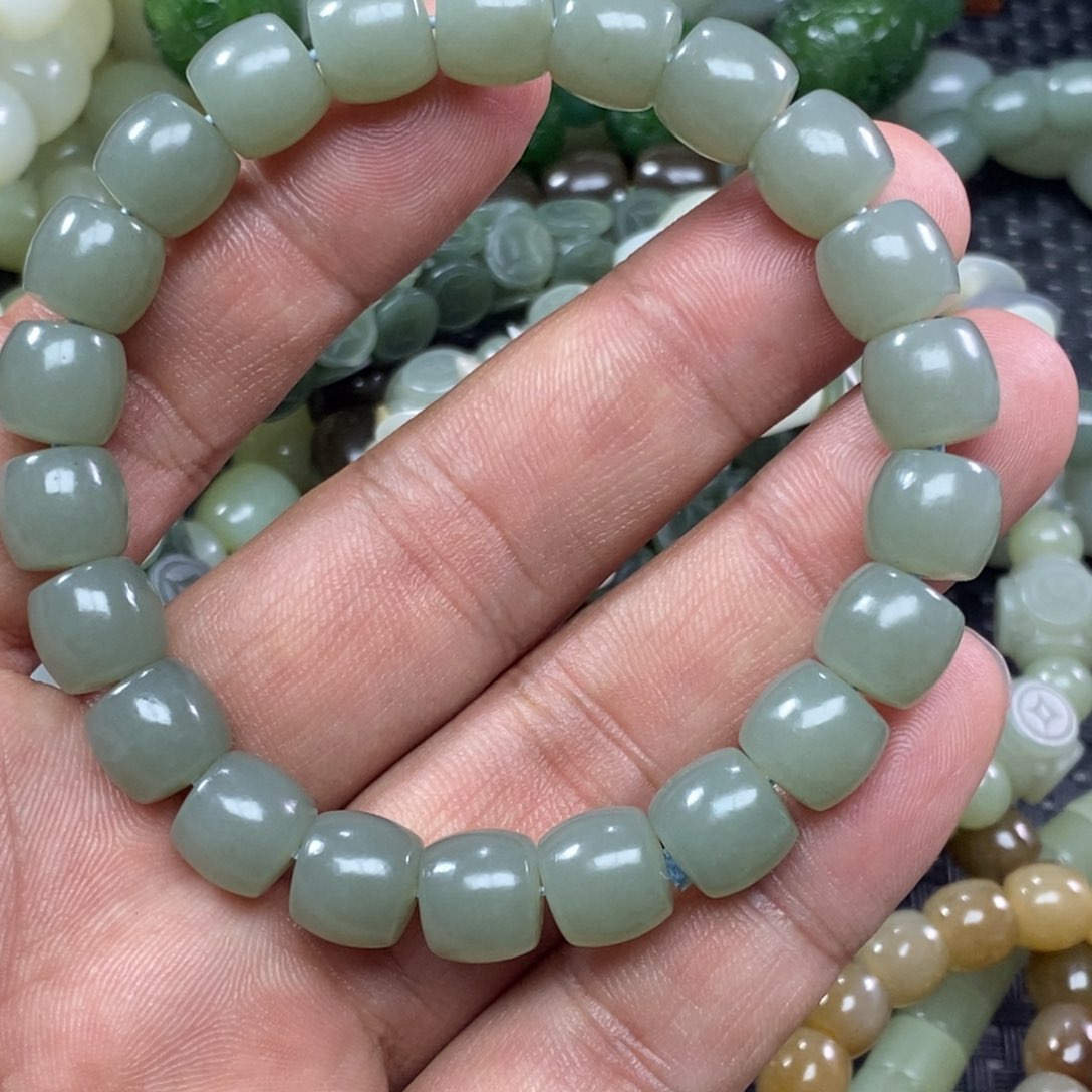 和田玉手链未镶嵌