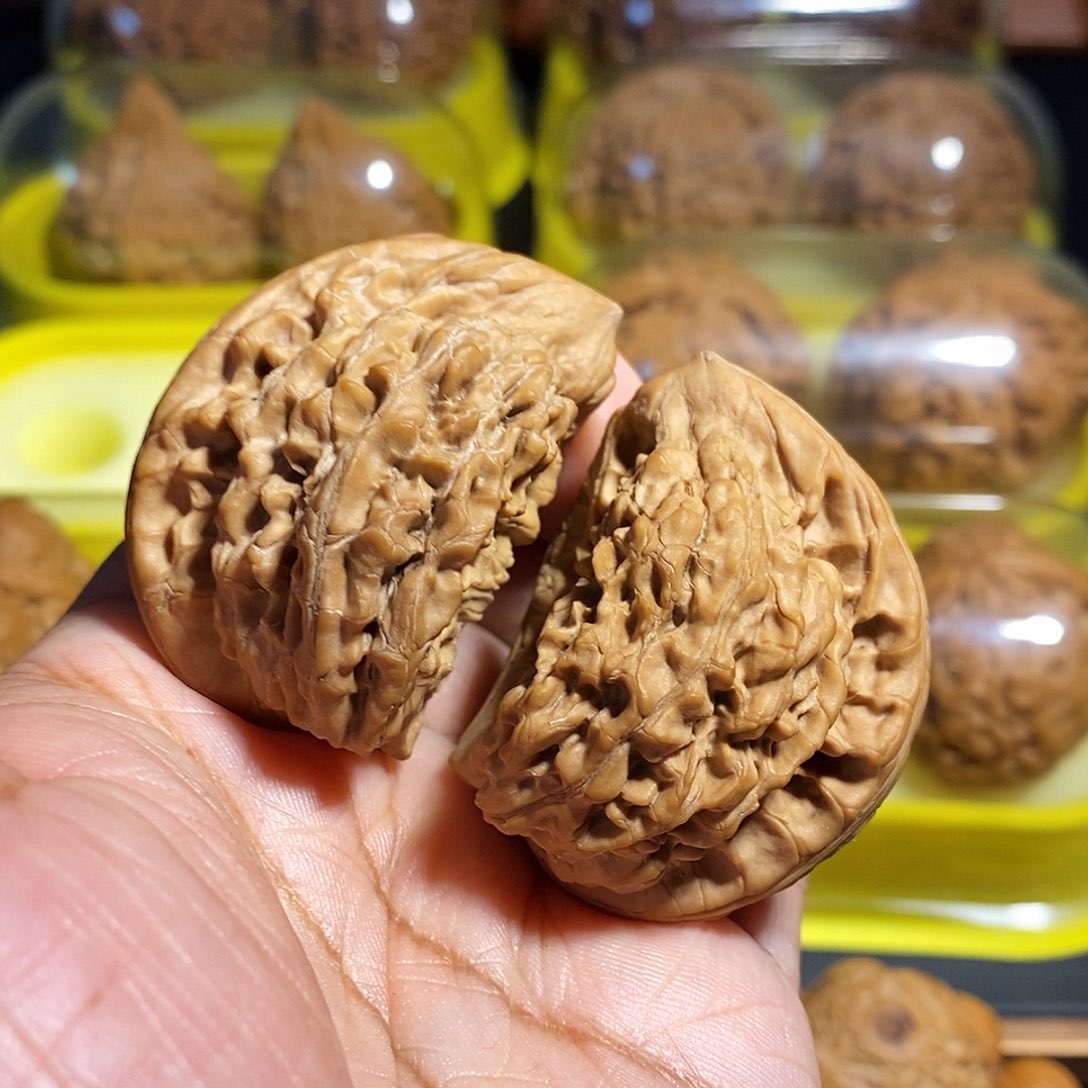 文玩核桃把件67官帽半壁