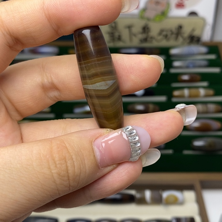 玛瑙/玉髓合金颈饰