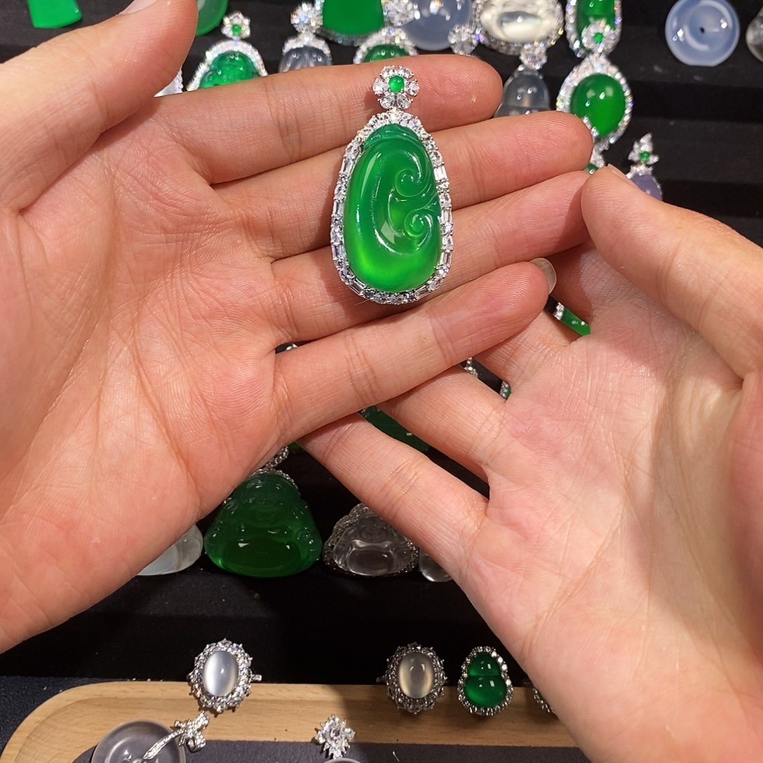 银S925镶嵌吊坠玛瑙/玉髓