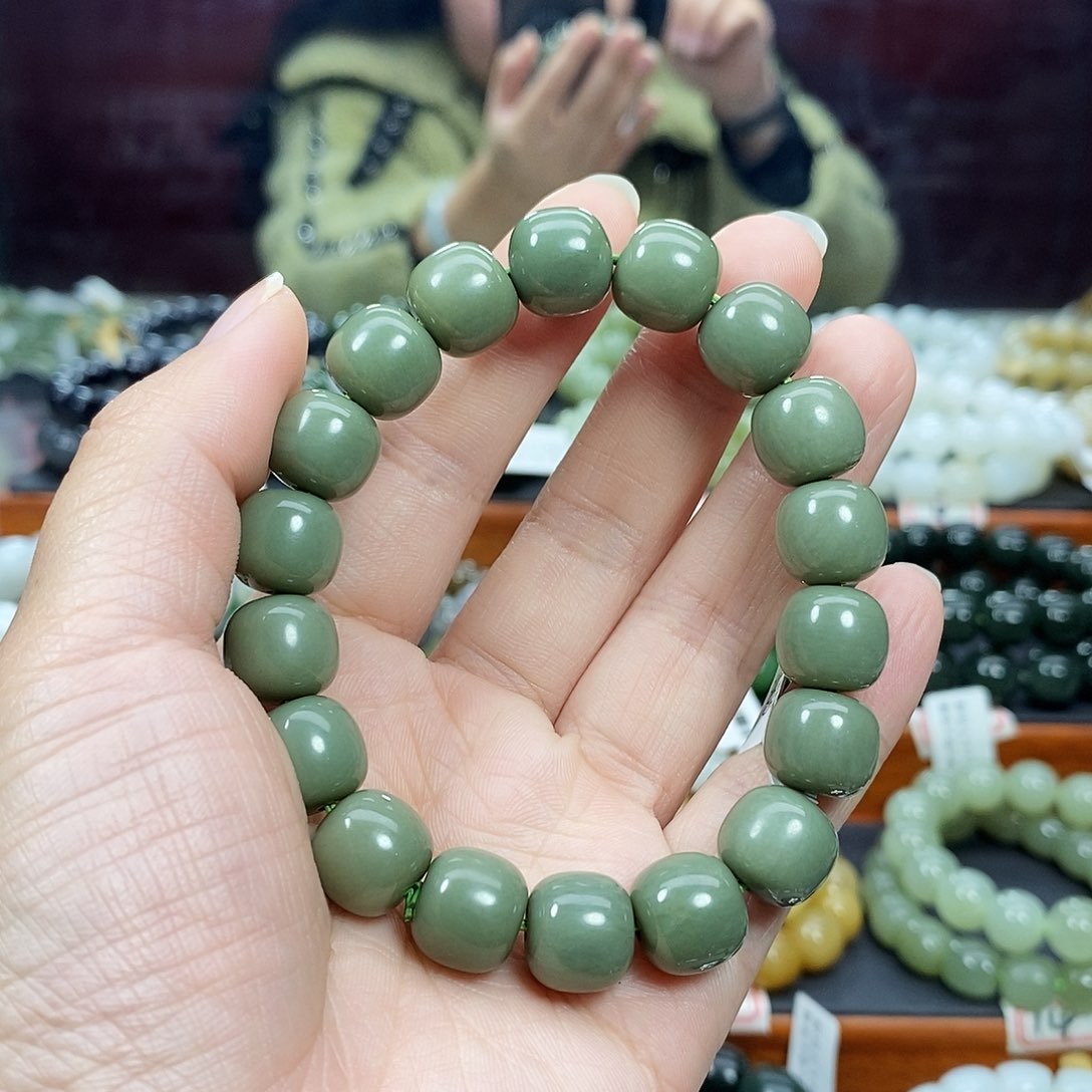 和田玉手链未镶嵌