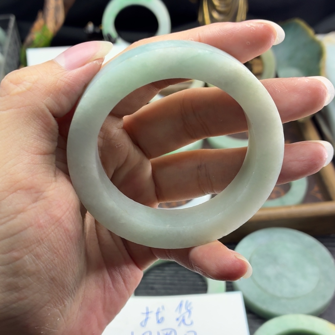 定制翡翠未镶嵌缅甸翡翠A货手镯毛胚定制