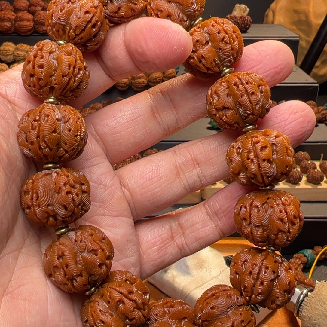 金刚菩提手串喜***糯21尺寸梅花饕餮龙珠