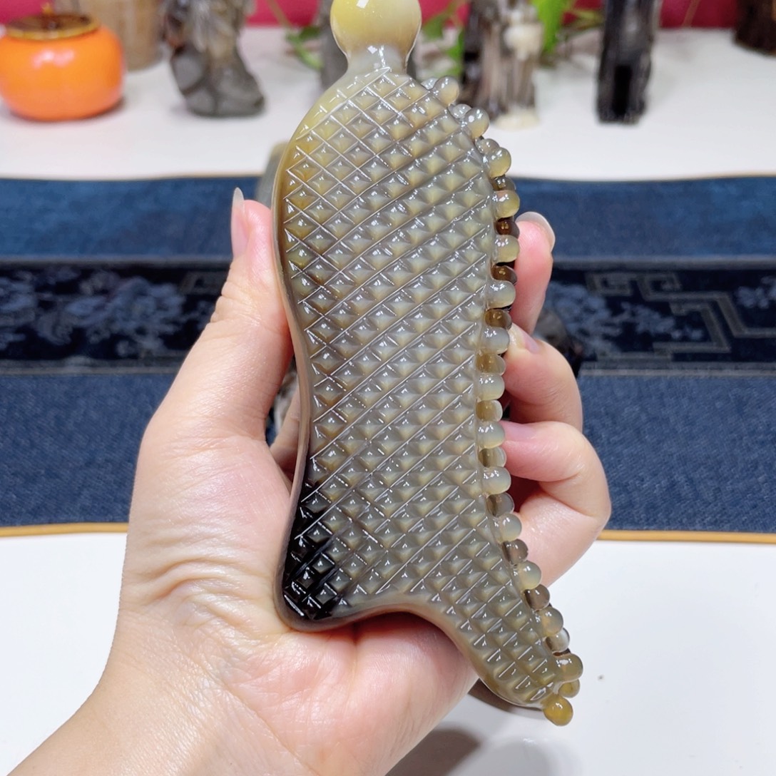 黑金刚斗牛吐珠鱼板 秒