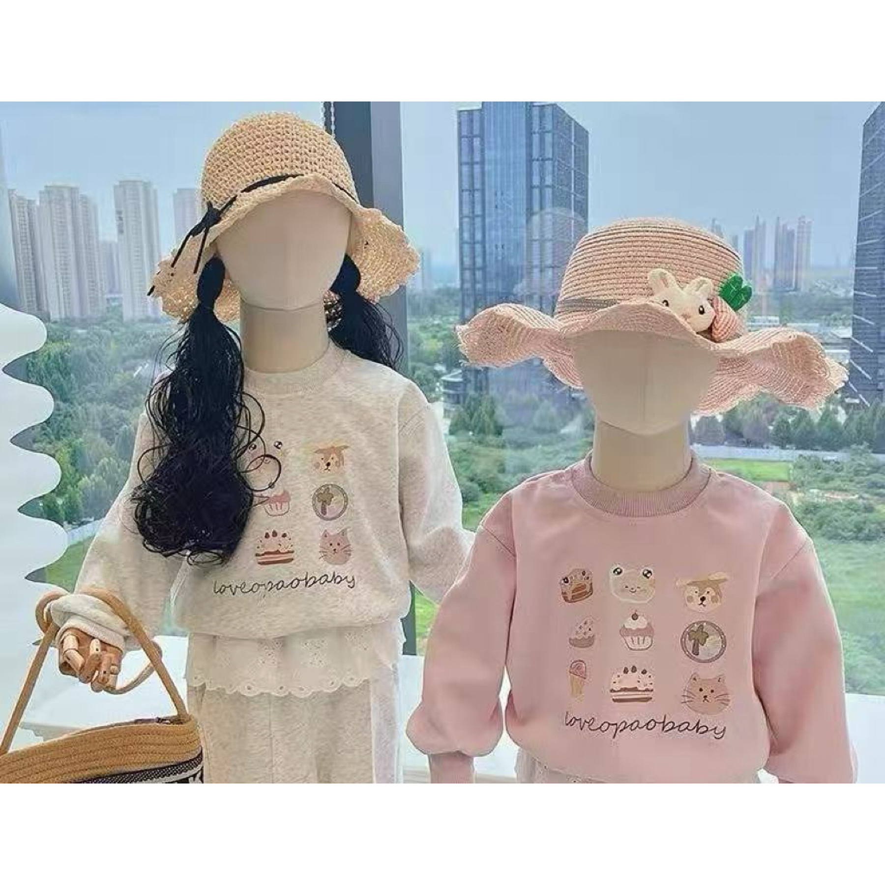 女宝秋款圆领卫衣
