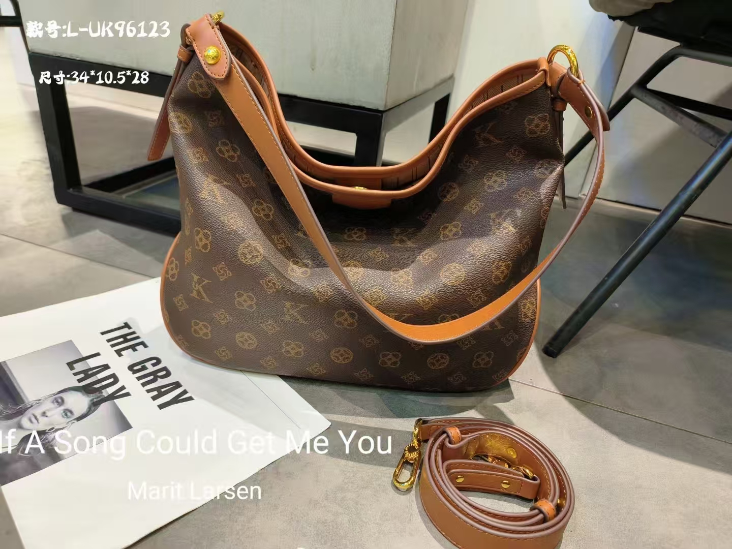 单肩手提斜挎托特包简约网红通勤斜跨气质韩版大气轻奢小众