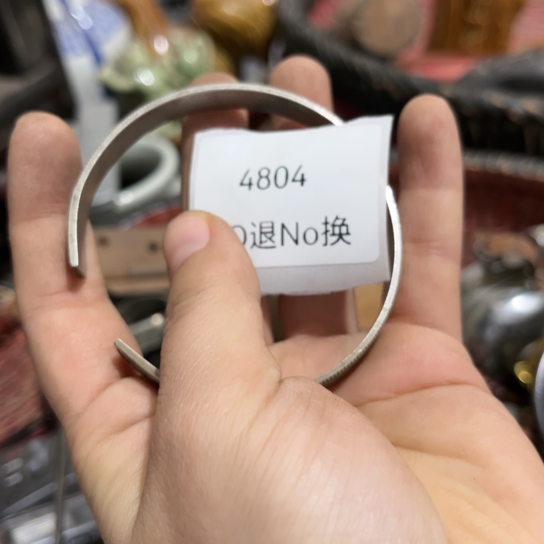 徐***徐老挝石4804号工艺品