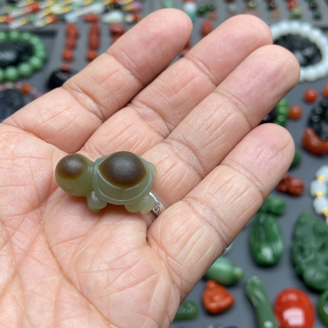 心***@和田玉未镶嵌颈饰