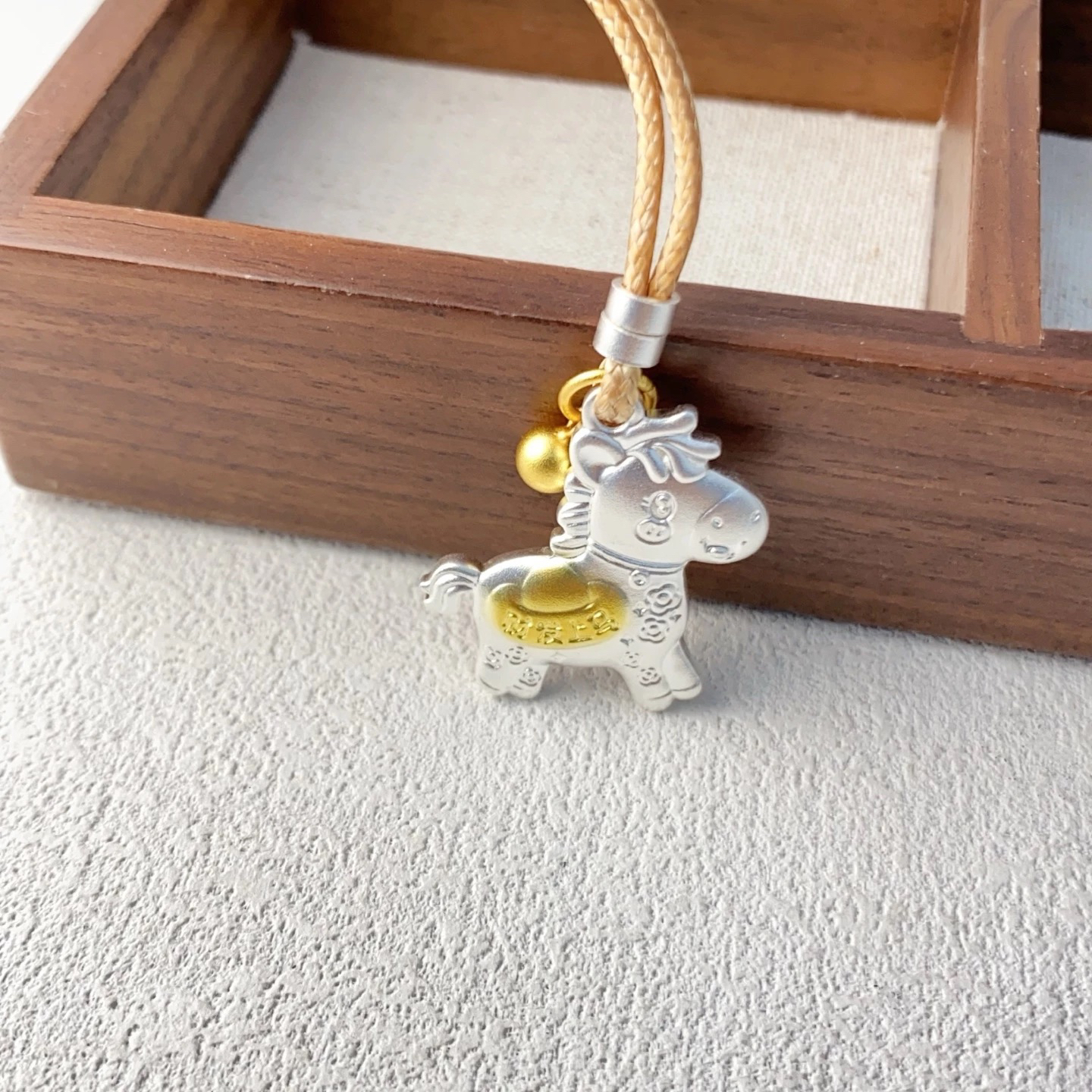 吊坠足银 马上发财足银吊坠本命年