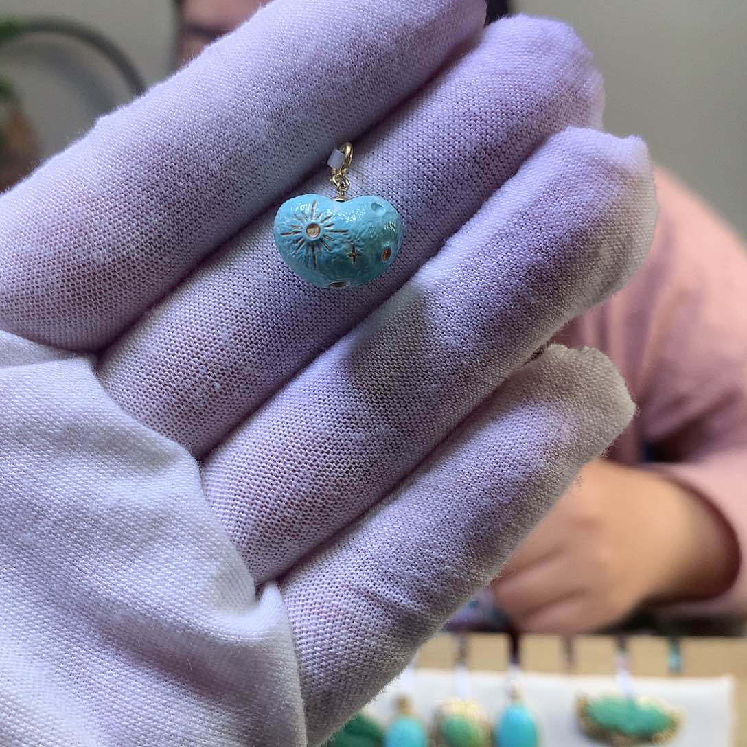 绿松石吊坠18K金镶嵌