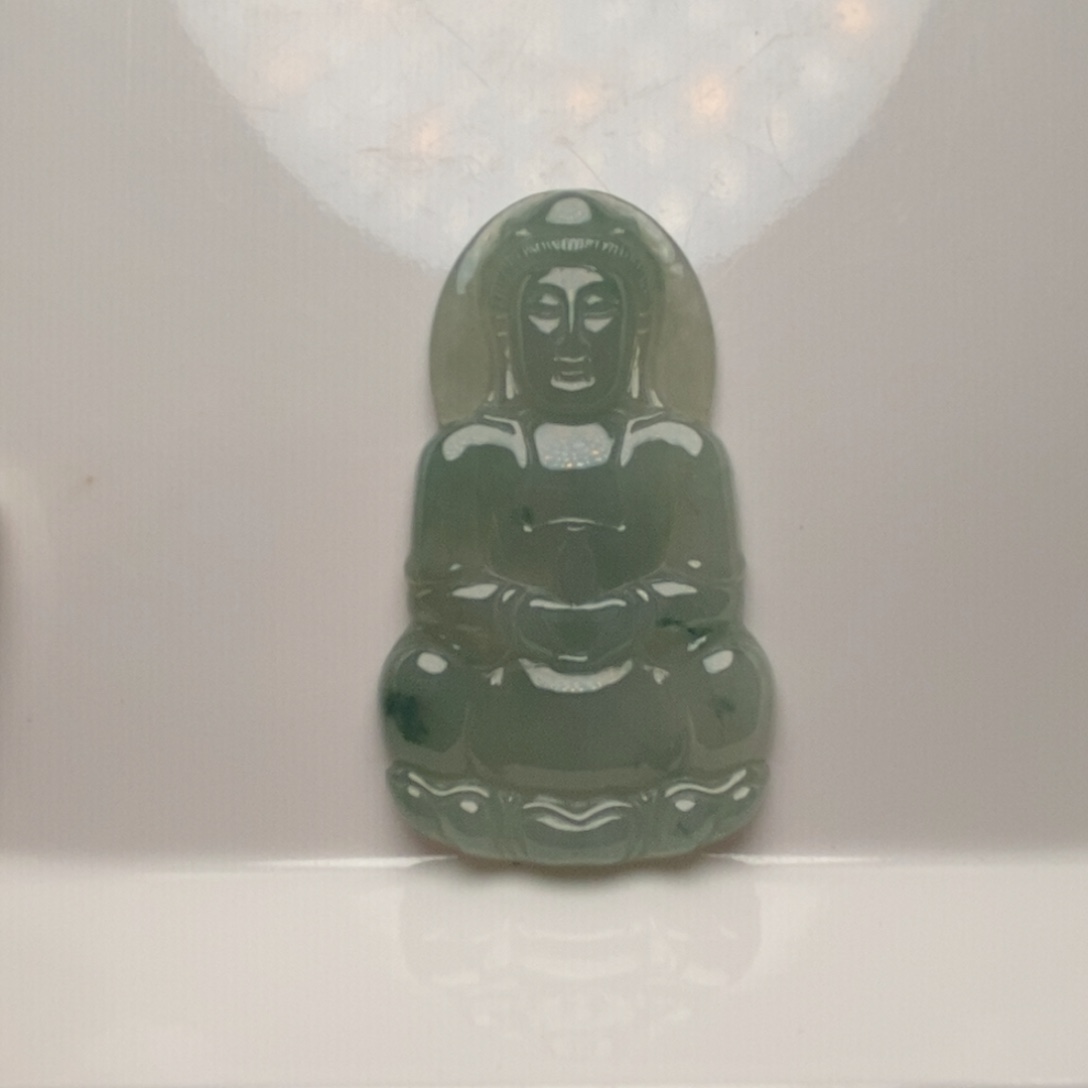 翡翠颈饰未镶嵌冰****、天然