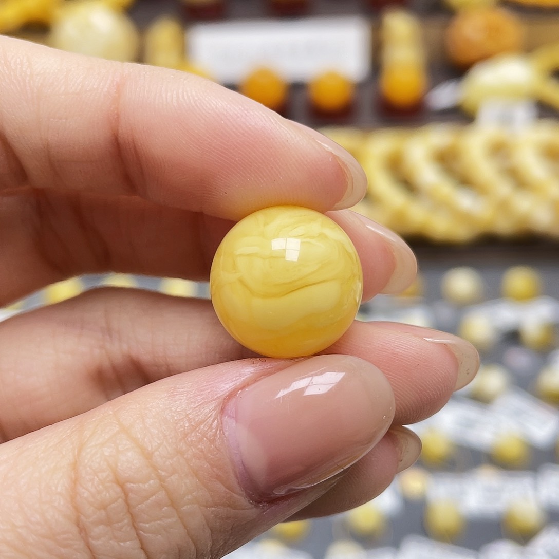 琥珀裸石未镶嵌蜜蜡圆珠15.6mm