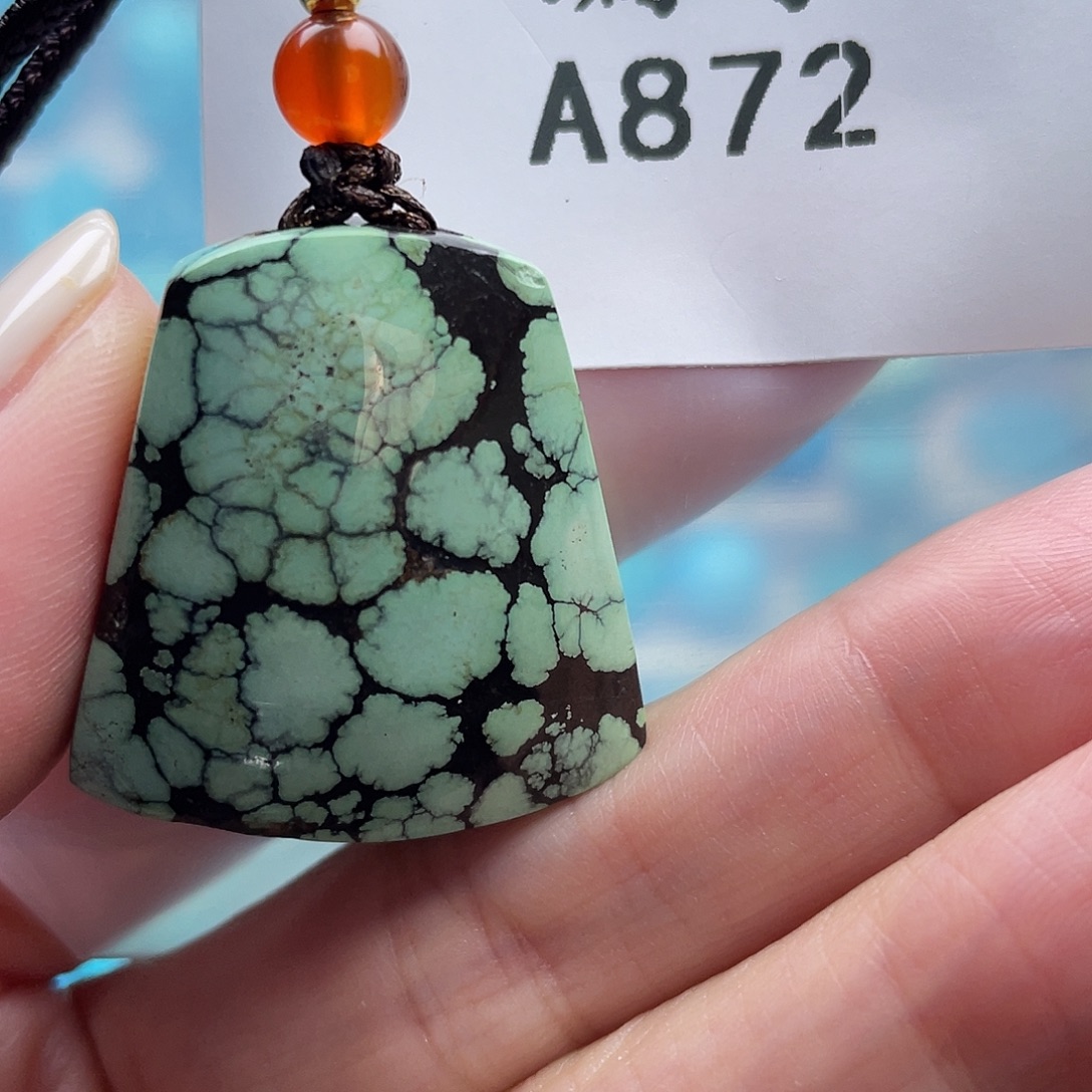 ****森绿松石未镶嵌珠宝奇石