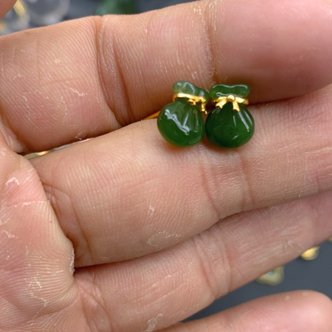 和田玉（碧玉）耳饰银S925镀金镶嵌