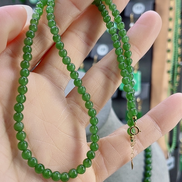 项链18K金镶嵌和田玉