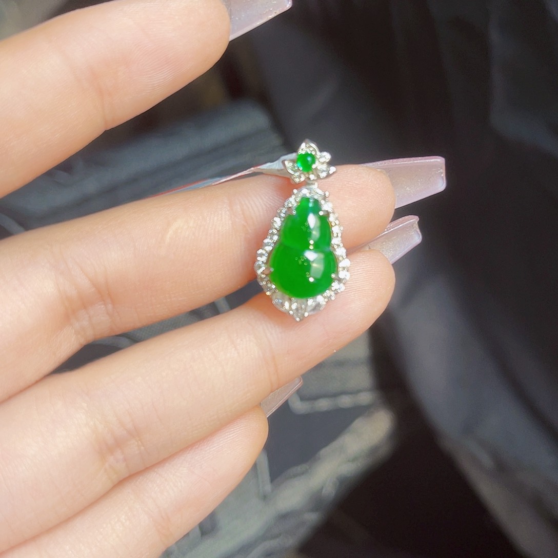 翡翠戒指银S925镶嵌葫芦
